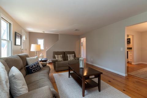 79 Santuit Rd, Cotuit, MA 02635 photo 10