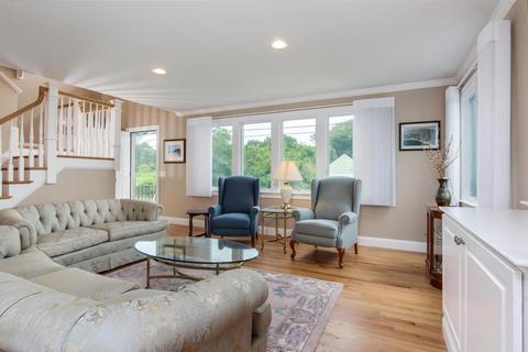 56 Old Harbor Rd, Hyannis, MA 02601 photo 6