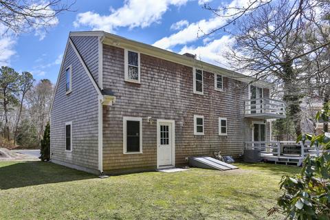 385 Skunknet Rd, Centerville, MA 02632 photo 4