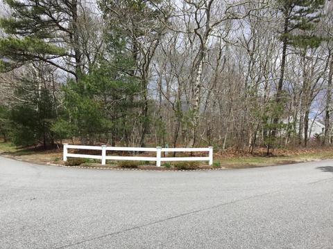 65 Snead Dr, Mashpee, MA 02649 photo 2