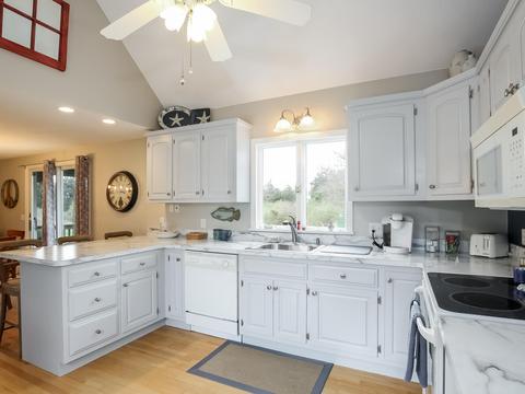 60 Aeries Ave, Eastham, MA 02642 photo 9