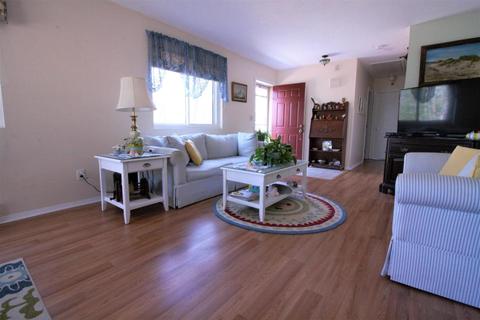 27 Roundhouse Rd, Bourne, MA 02532 photo 4
