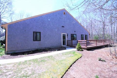 27 Roundhouse Rd, Bourne, MA 02532 photo 1