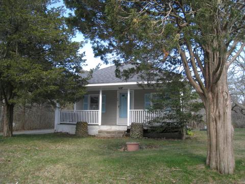 70 Pine Grove Ave, Hyannis, MA 02601 photo 1