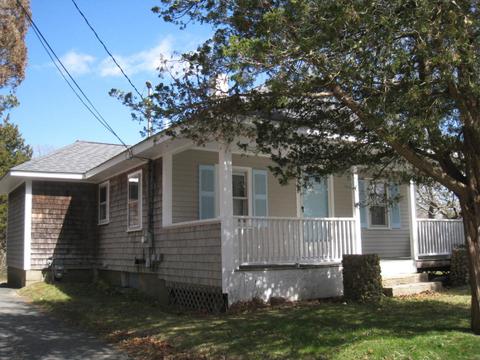 70 Pine Grove Ave, Hyannis, MA 02601 photo 6