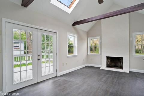 9 Sunset Blvd, East Wareham, MA 02538 photo 4