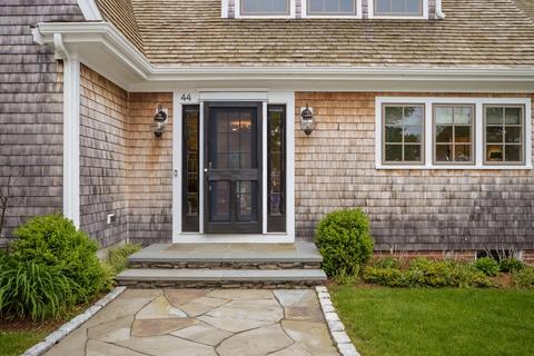 44 Crosby Cir, Osterville, MA 02655 photo 2