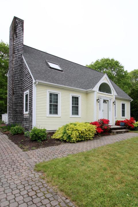 43 Uncle Edwards Rd, Mashpee, MA 02649 photo 2