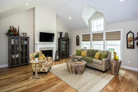 30 Cottage Ln, Mashpee, MA 02649 photo 3
