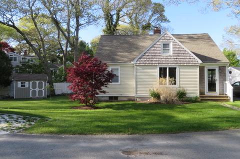 2 Cedar Ave, Monument Beach, MA 02553 photo 1