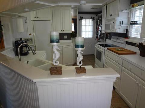 21 Maple St, Buzzards Bay, MA 02532 photo 10