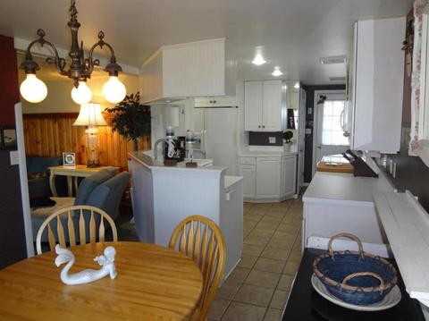 21 Maple St, Buzzards Bay, MA 02532 photo 12