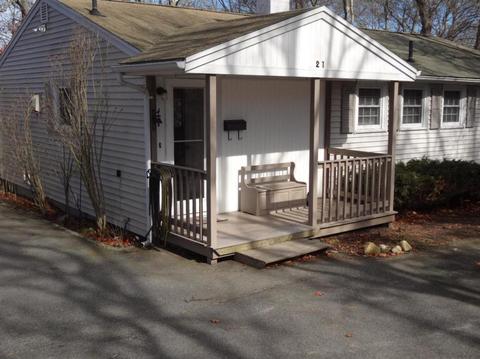 21 Maple St, Buzzards Bay, MA 02532 photo 5