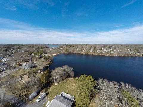 21 Maple St, Buzzards Bay, MA 02532 photo 1