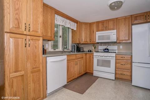 100 Guildford Rd, Centerville, MA 02632 photo 5