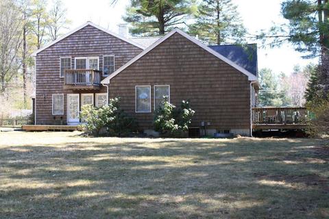 521 Old Post Rd, Walpole, MA 02081 photo 4
