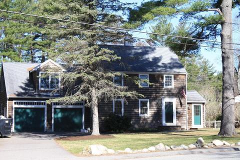 521 Old Post Rd, Walpole, MA 02081 photo 2