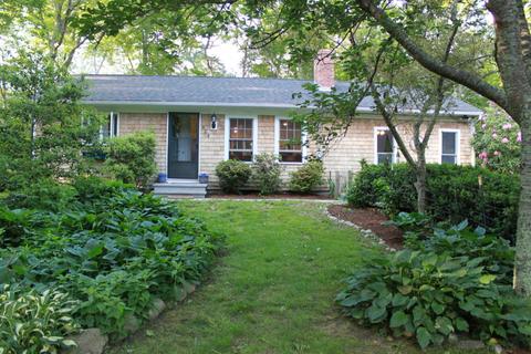 504 Flint St, Marstons Mills, MA 02648 photo 1