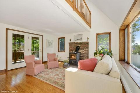 7 Brady Rd, Bourne, MA 02532 photo 2