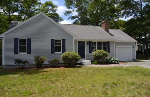 77 Mitchells Way, Hyannis, MA 02601 photo 2