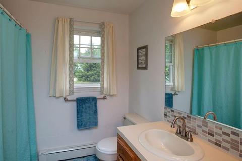 116 Content Ln, Cotuit, MA 02635 photo 9