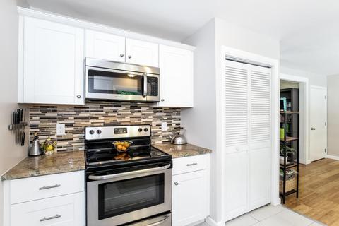 58 Chartwell Dr, Bourne, MA 02532 photo 5