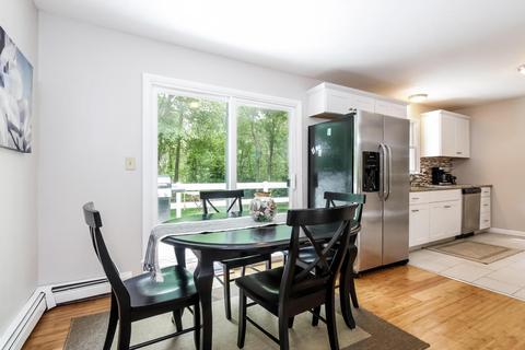 58 Chartwell Dr, Bourne, MA 02532 photo 8