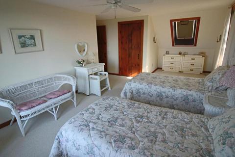 7 Peter Rd, Dennis, MA 02638 photo 18