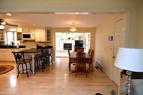 49 Content Ln, Cotuit, MA 02635 photo 3