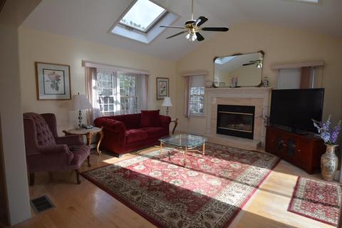 49 Content Ln, Cotuit, MA 02635 photo 5