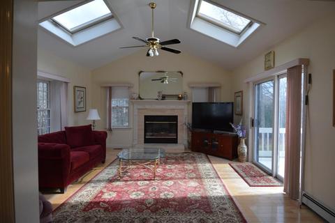 49 Content Ln, Cotuit, MA 02635 photo 6