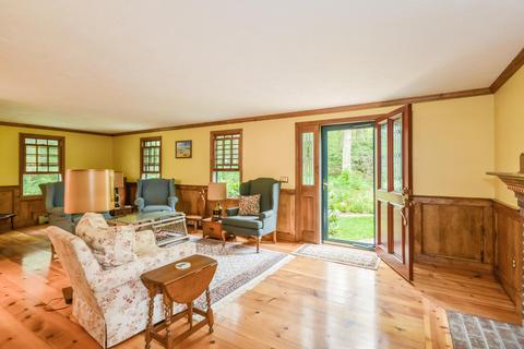 11 Ash St, Mashpee, MA 02649 photo 9