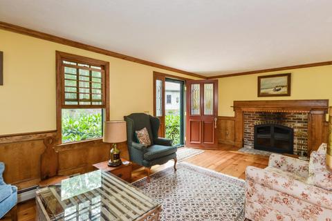 11 Ash St, Mashpee, MA 02649 photo 10