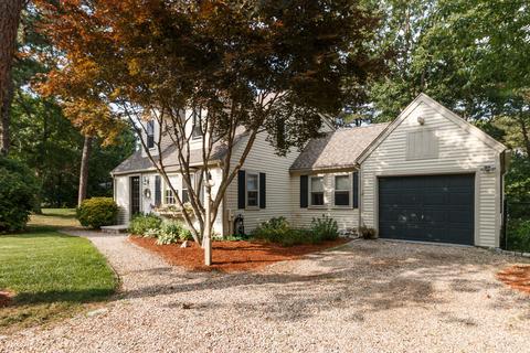 2 Leeshore Dr, Mashpee, MA 02649 photo 2
