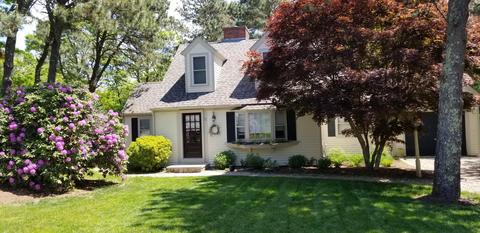 2 Leeshore Dr, Mashpee, MA 02649 photo 1