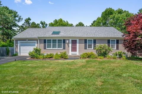 80 Dover Rd, Mashpee, MA 02649 photo 1