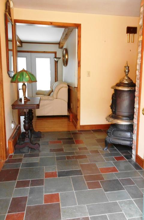 109 Ralyn Rd, Cotuit, MA 02635 photo 2