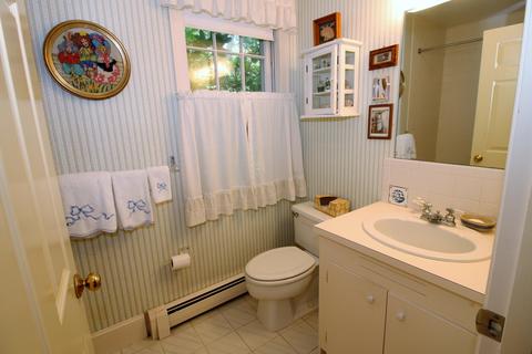 10 Cotuit Bay Dr, Cotuit, MA 02635 photo 11