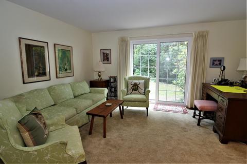 10 Cotuit Bay Dr, Cotuit, MA 02635 photo 9