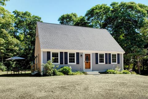 153 County Rd, Bourne, MA 02532 photo 1