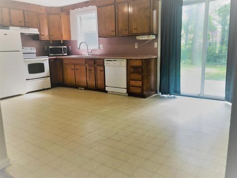 76 Ellsworth Rd, Hyannis, MA 02601 photo 2