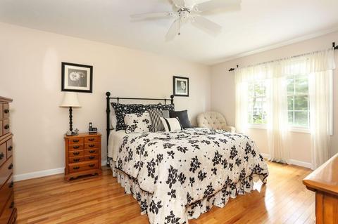 27 Gold Leaf Ln, Mashpee, MA 02649 photo 13