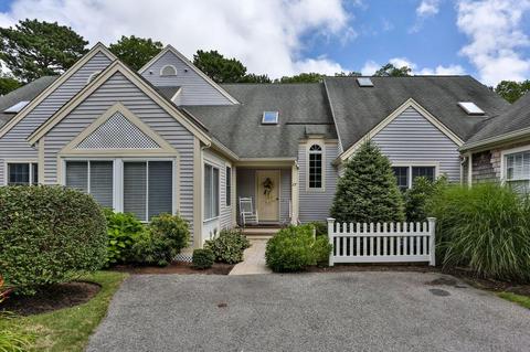 27 Gold Leaf Ln, Mashpee, MA 02649 photo 2