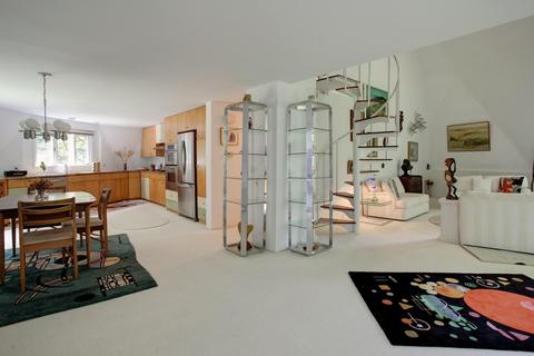 167 Ralyn Rd, Cotuit, MA 02635 photo 11