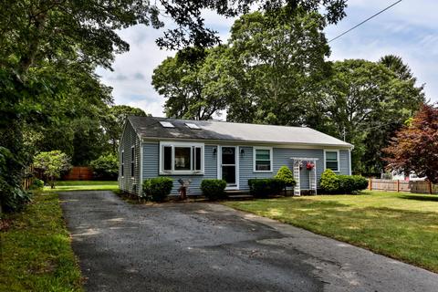 211 Arrowhead Dr, Hyannis, MA 02601 photo 1