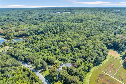 306 Route 6a, East Sandwich, MA 02537