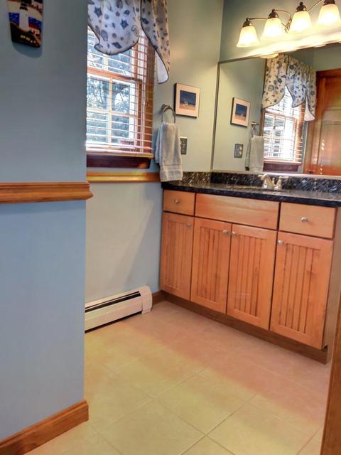37 Monomoscoy Rd, Mashpee, MA 02649 photo 17