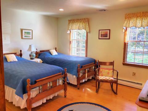 37 Monomoscoy Rd, Mashpee, MA 02649 photo 15