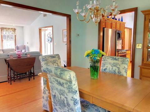 37 Monomoscoy Rd, Mashpee, MA 02649 photo 9