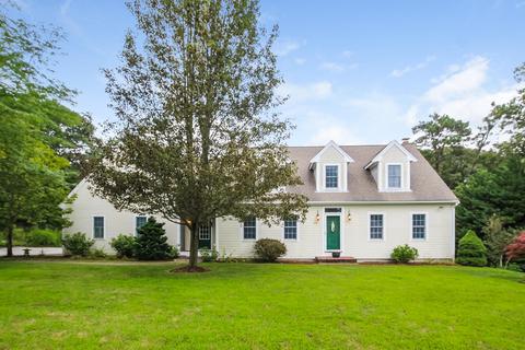 291 Percival Dr, West Barnstable, MA 02668 photo 1